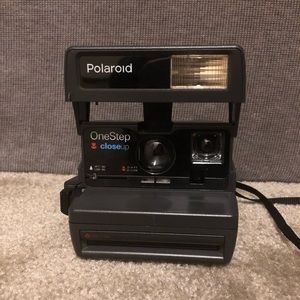 Polaroid OneStep CloseUp camera 📸